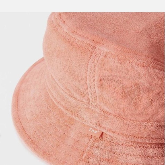 Aritzia TNA Pink Bucket Hat - Picture 2 of 7